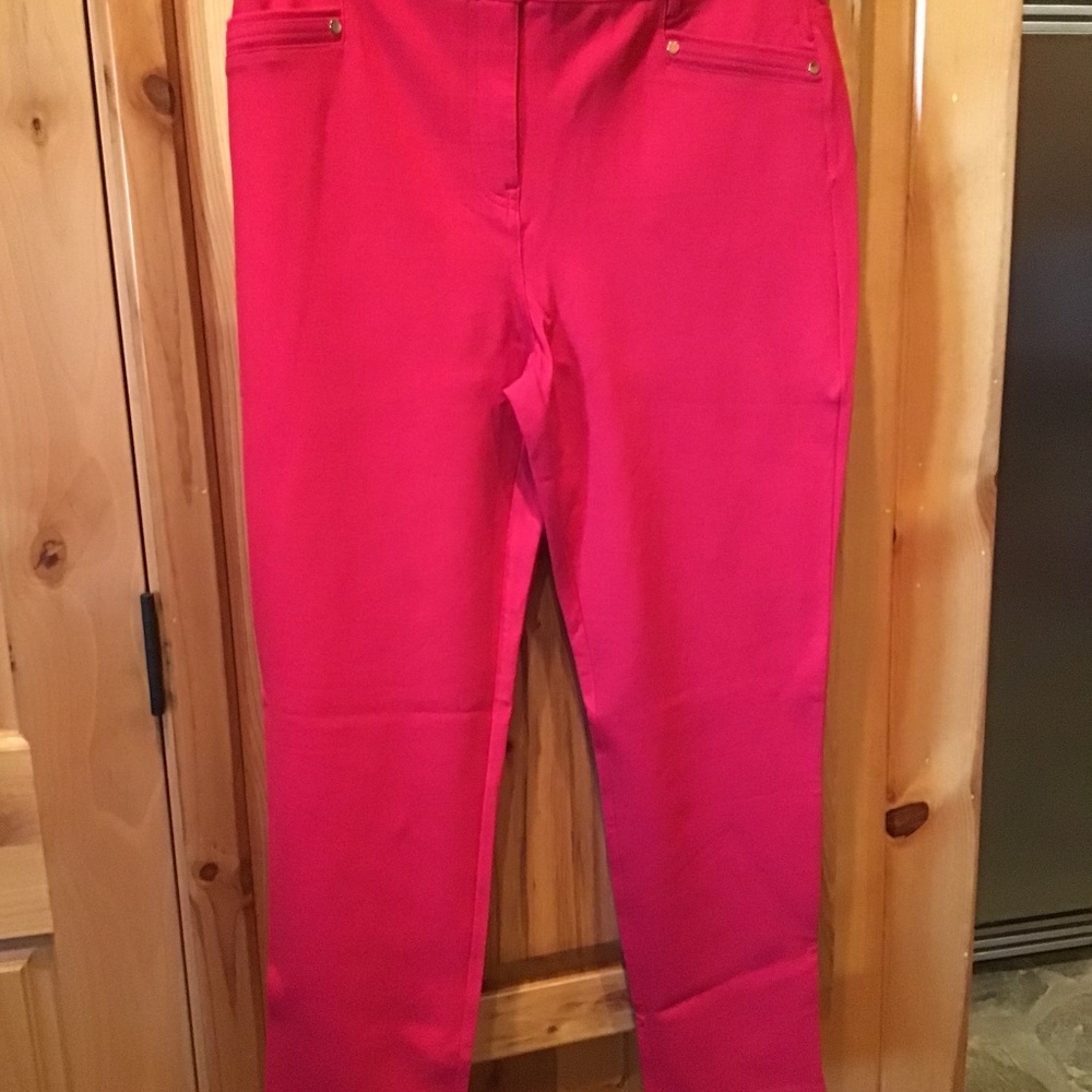 Chico’s red knit pant